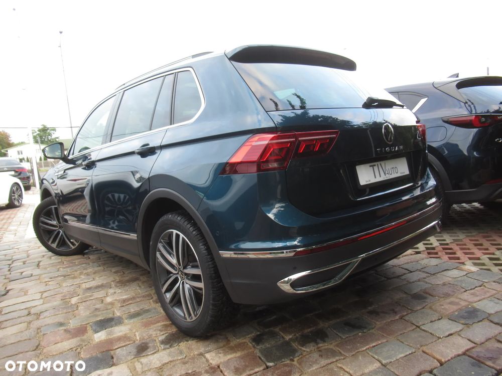 Volkswagen Tiguan 2.0 TSI 4Mot Elegance DSG - 4