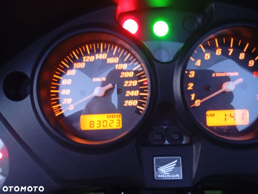 Honda CBF - 10