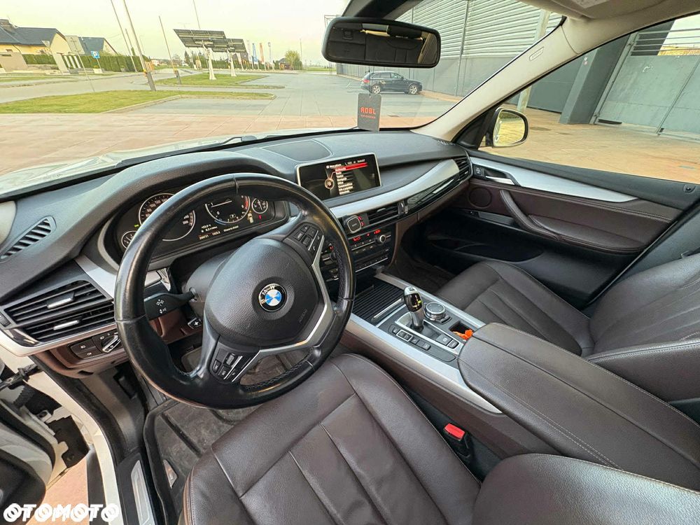 BMW X5 xDrive25d - 10