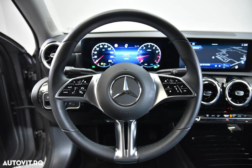 Mercedes-Benz A 180 - 17