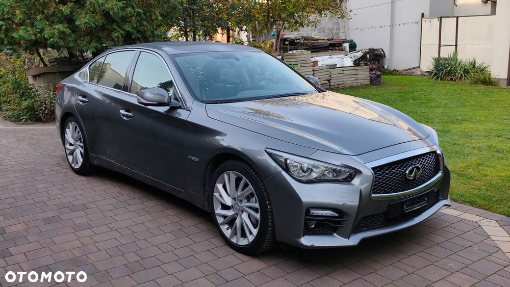 Infiniti Q50 AWD - 2