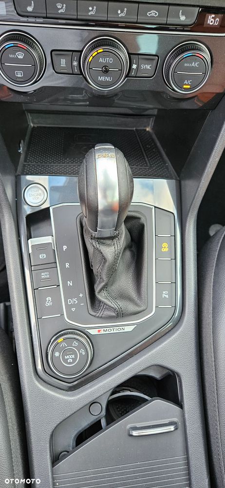 Volkswagen Tiguan - 22