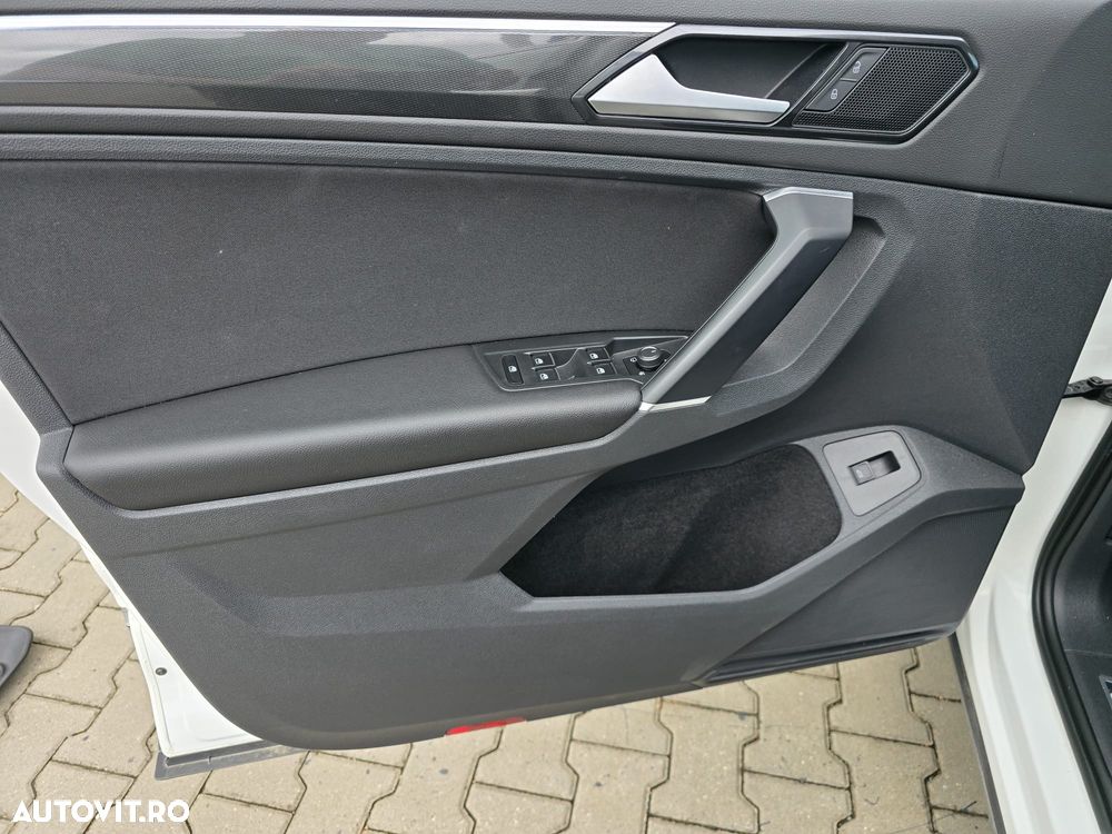 Volkswagen Tiguan 2.0 TDI 4Mot DSG Highline - 13