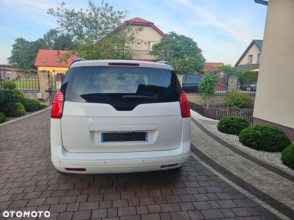 Peugeot 5008 HDI 115 Active - 6