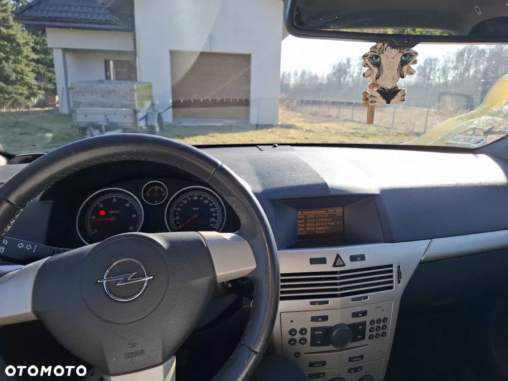 Opel Astra 1.9 CDTI DPF - 6
