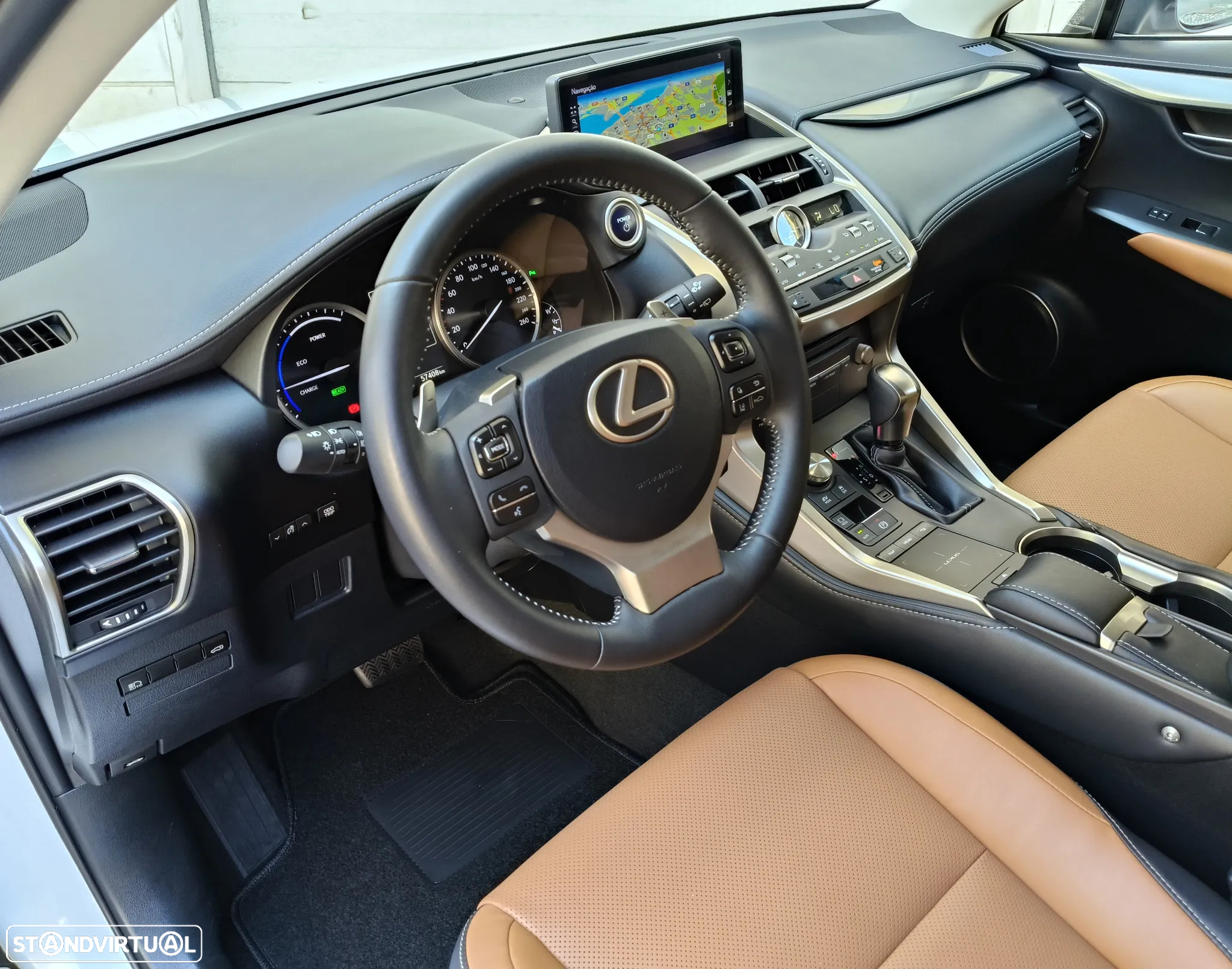Lexus NX 300h Executive+ - 14
