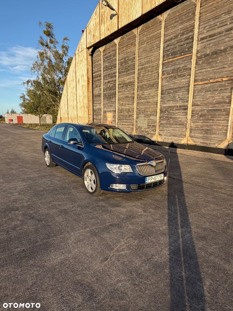 Skoda Superb 1.8 TSI Active DSG - 2