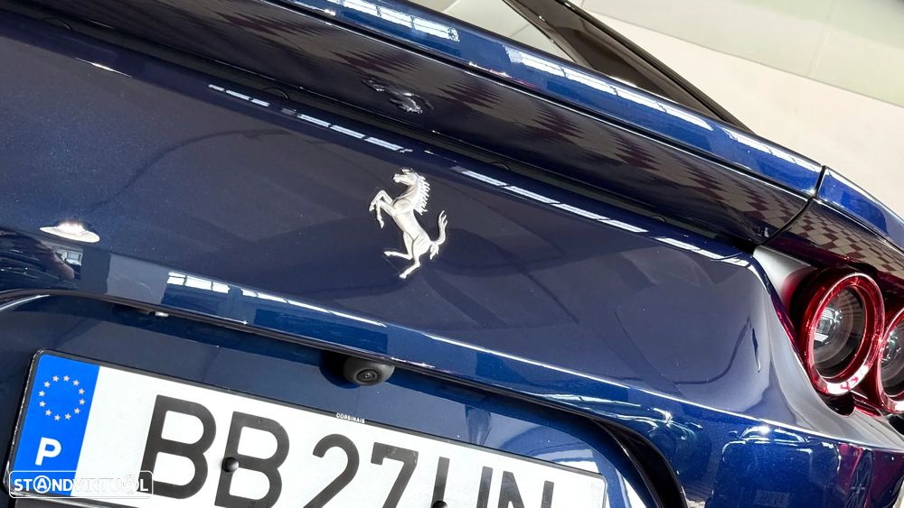 Ferrari 812 Superfast 6.5 V12 - 15