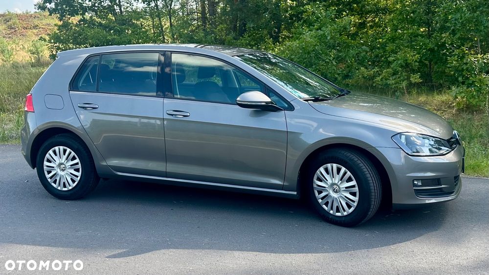 Volkswagen Golf 1.2 TSI BMT Trendline - 26