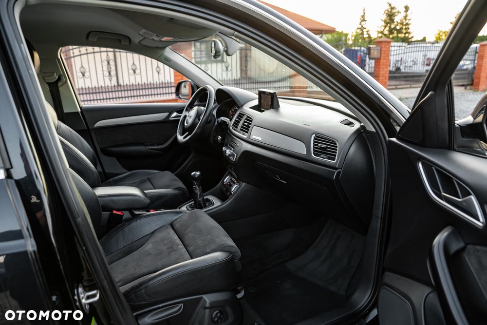 Audi Q3 2.0 TFSI Quattro - 33