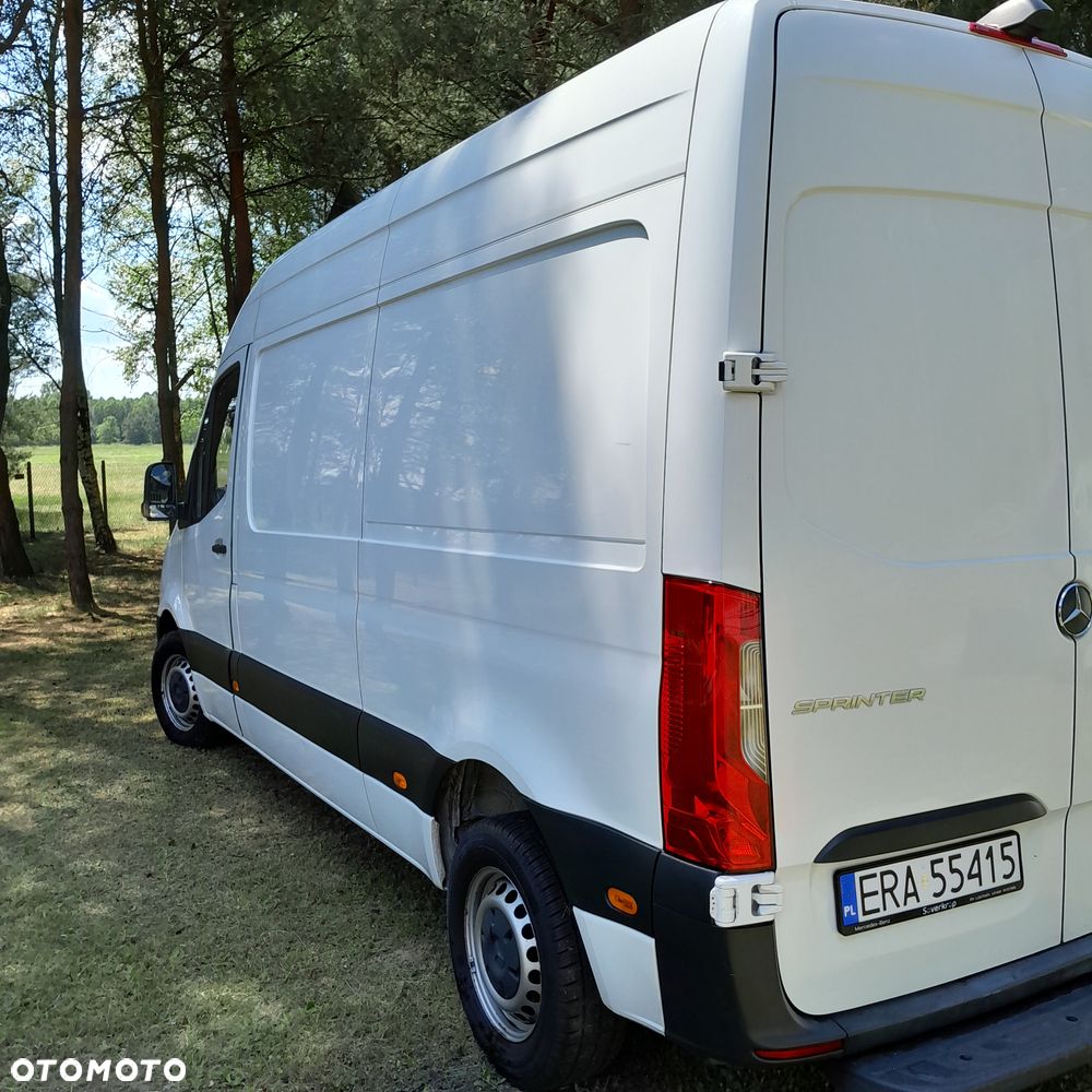 Mercedes-Benz Sprinter - 5