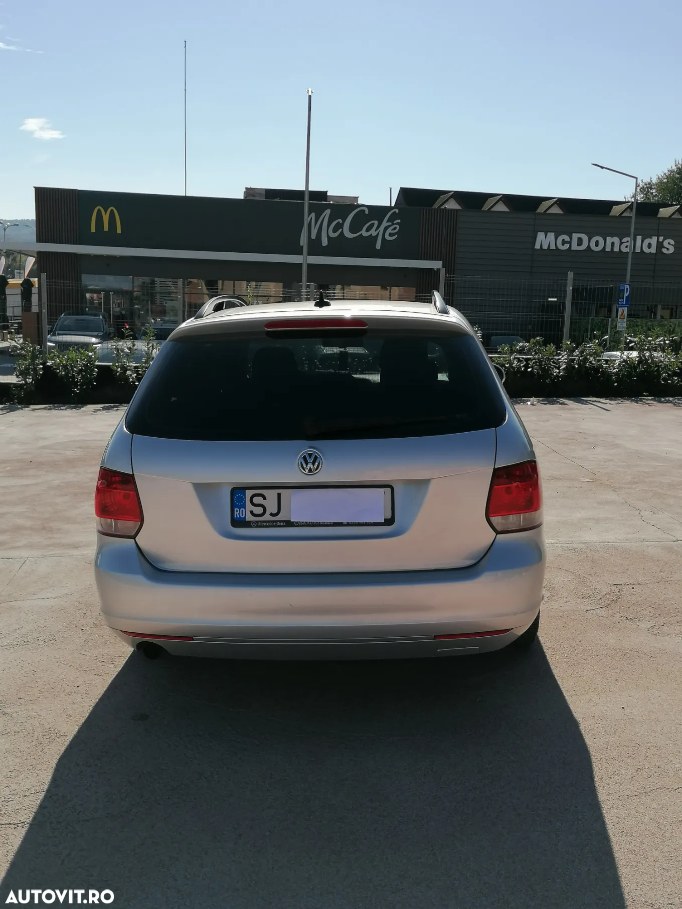 Volkswagen Golf 1.6 TDI DPF Trendline - 7