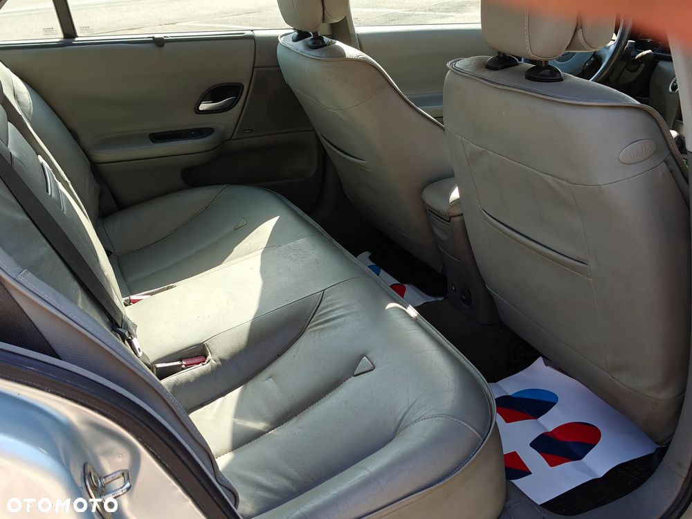 Renault Laguna 1.8 Automatik Initiale - 8