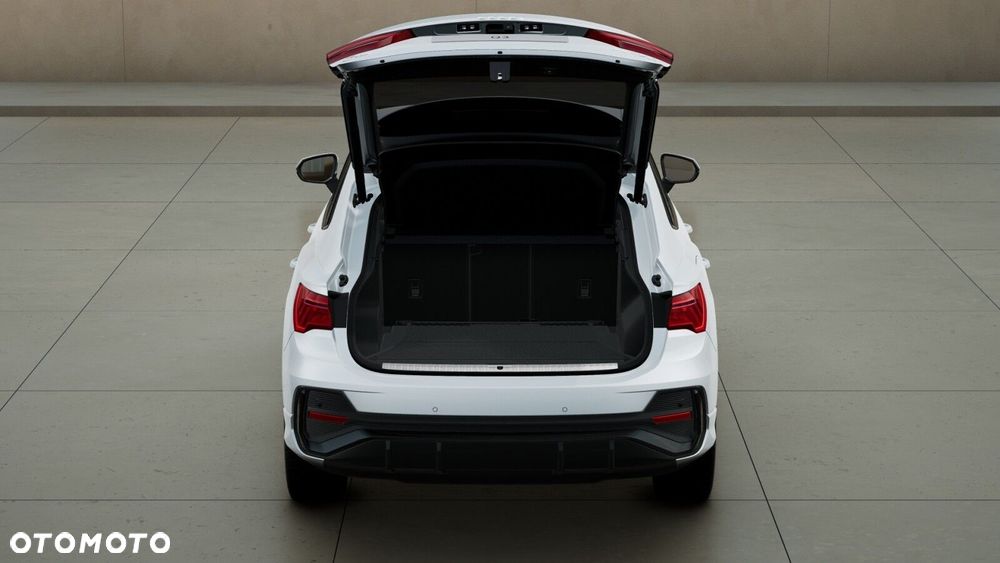 Audi Q3 Sportback - 10