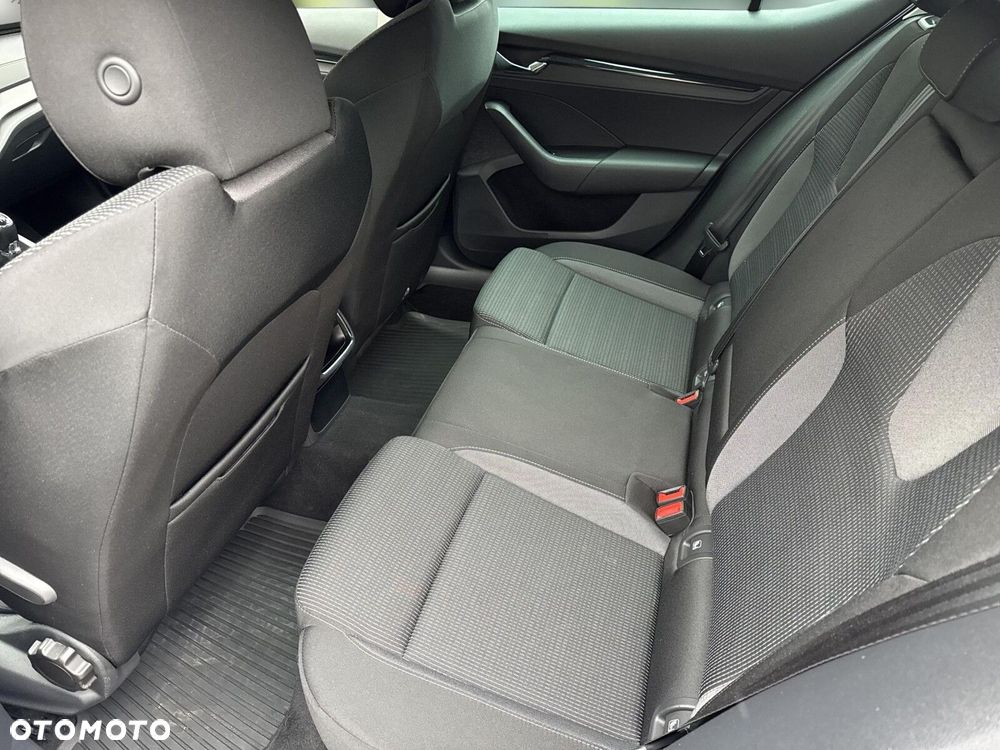 Skoda Octavia 1.5 TSI ACT Ambition - 34