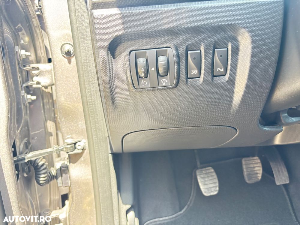 Renault Captur ENERGY dCi 110 Intens - 16