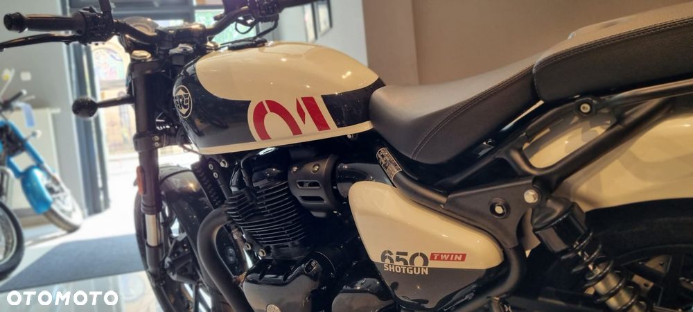 Royal Enfield Shotgun - 5