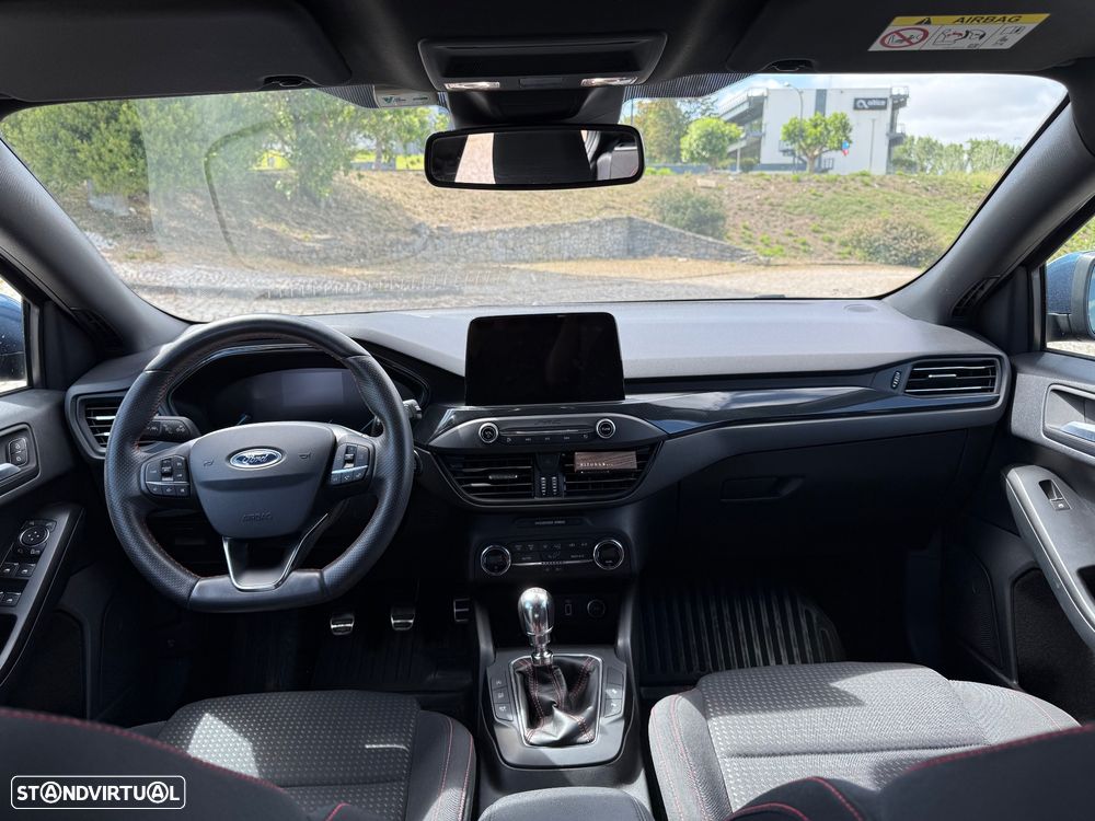 Ford Focus SW 1.0 EcoBoost ST-Line - 13