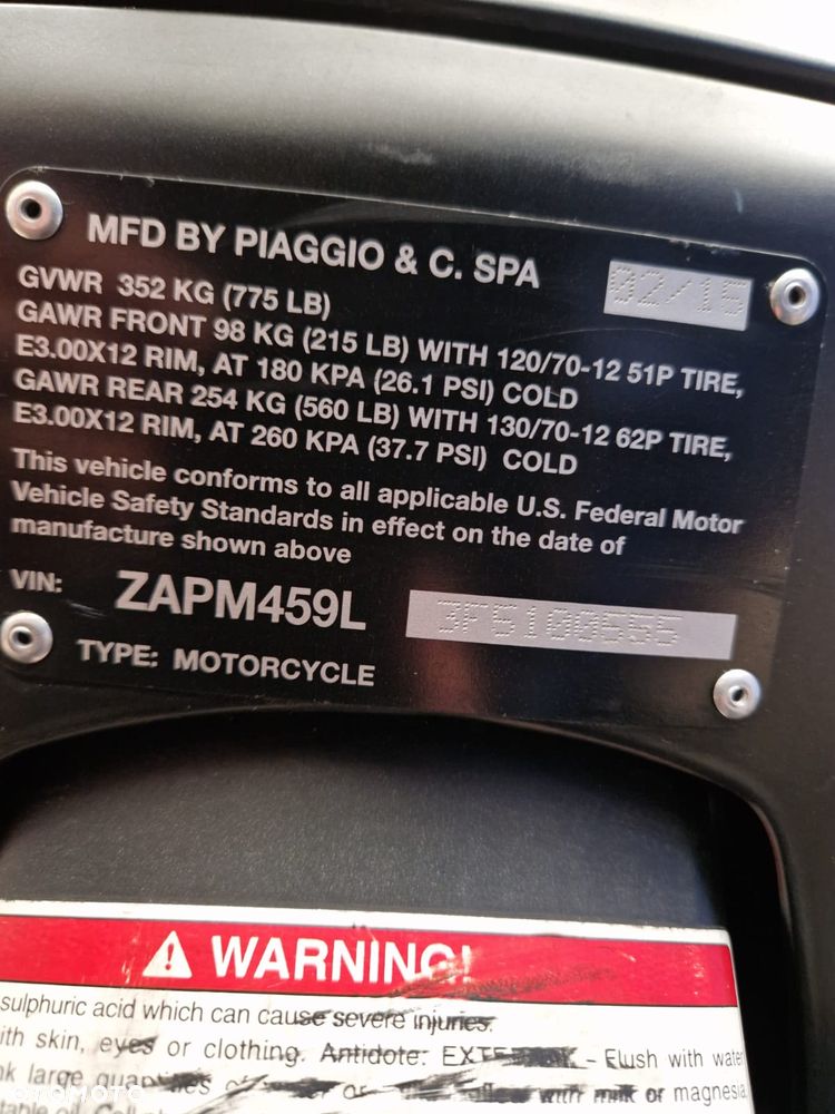 Vespa GTS - 7