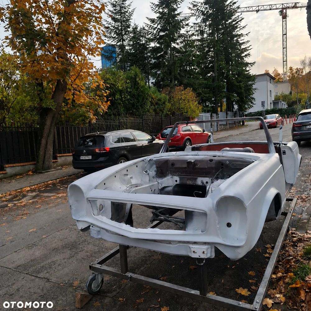 Mercedes-Benz SL ver-280 - 38