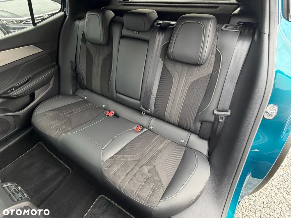 Peugeot 408 180 e-EAT8 GT - 34