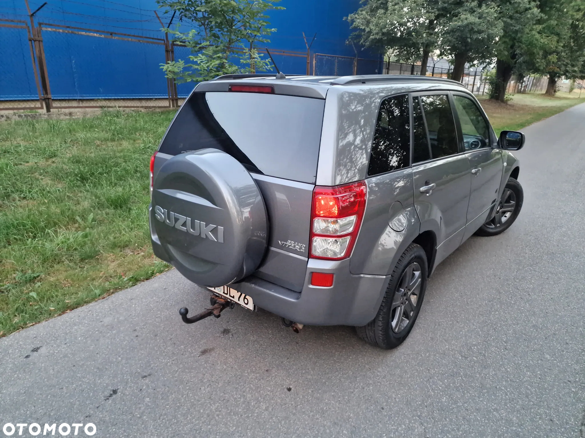 Suzuki Grand Vitara 2.0 De luxe - 28