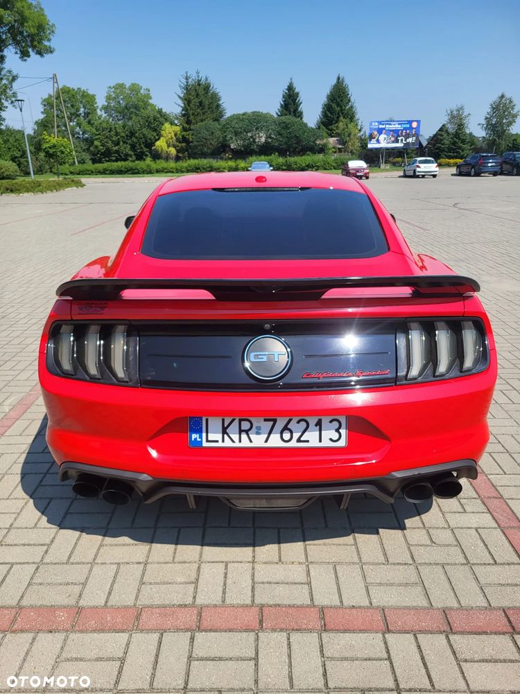 Ford Mustang 5.0 V8 GT - 4