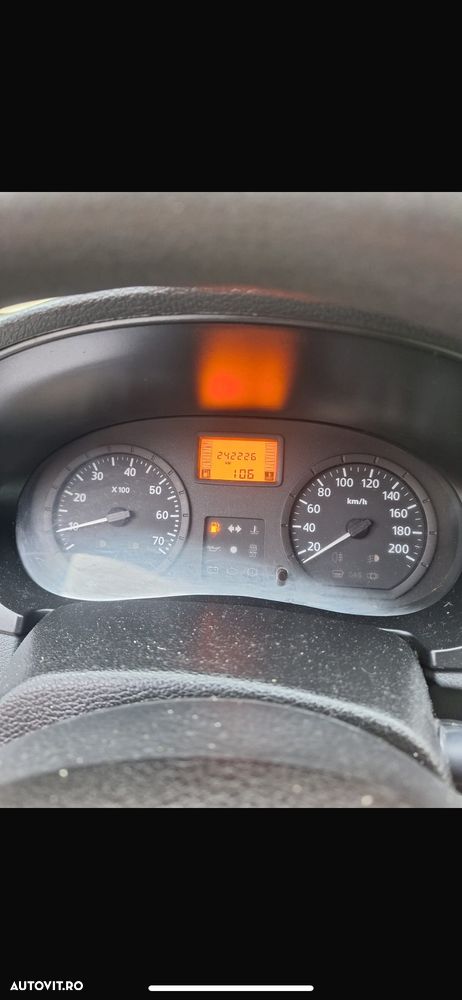 Dacia Logan Express 1.5 dCi - 4