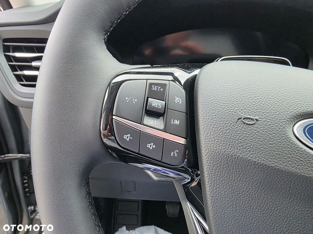 Ford Kuga - 19