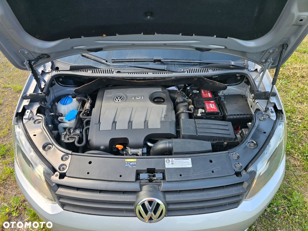 Volkswagen Caddy Trendline DSG - 4