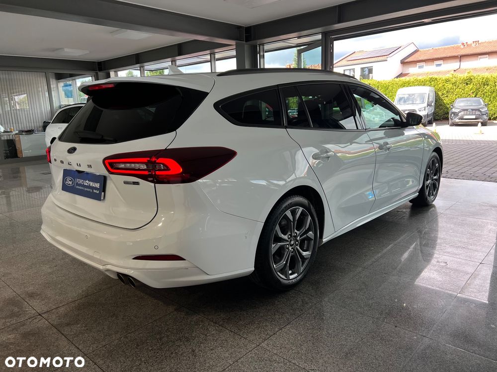 Ford Focus 1.0 EcoBoost mHEV ST-Line - 17