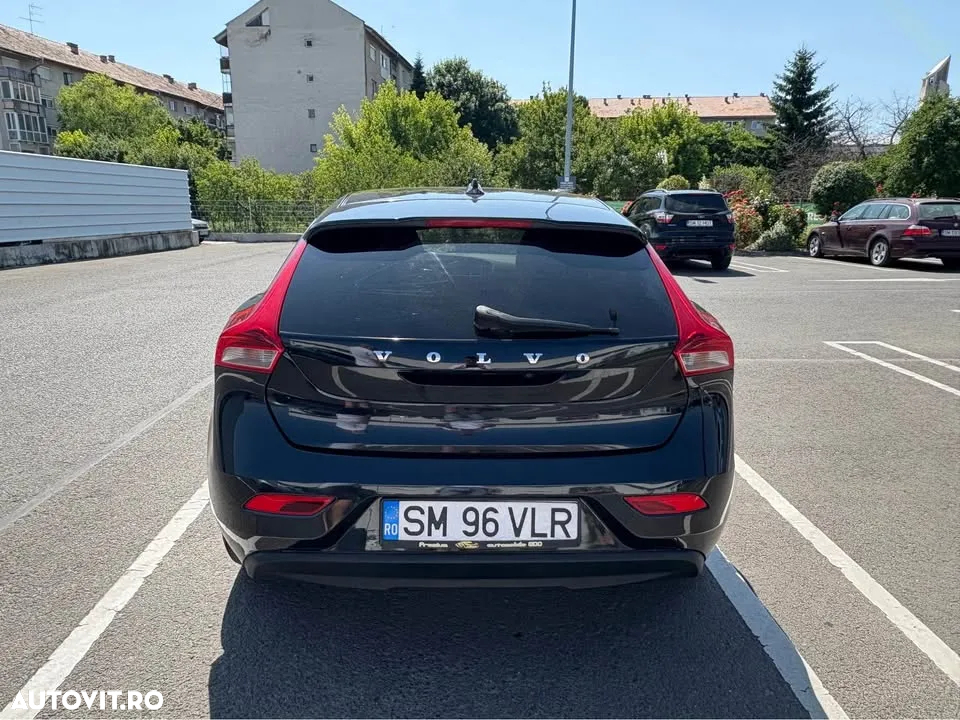 Volvo V40 D2 94g Basic - 4