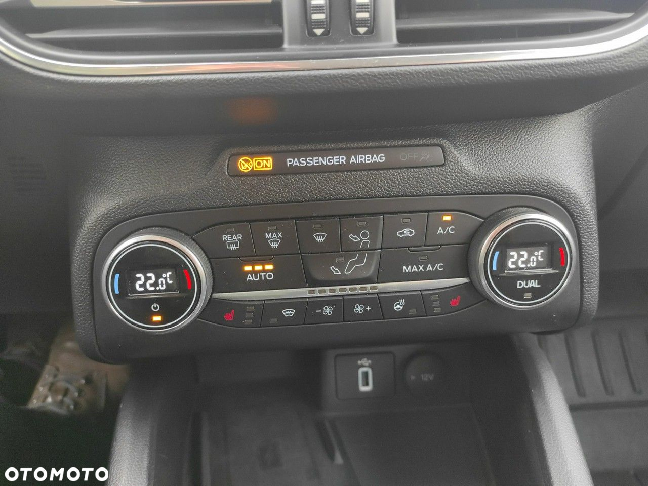 Ford Focus 1.0 EcoBoost mHEV Active - 19