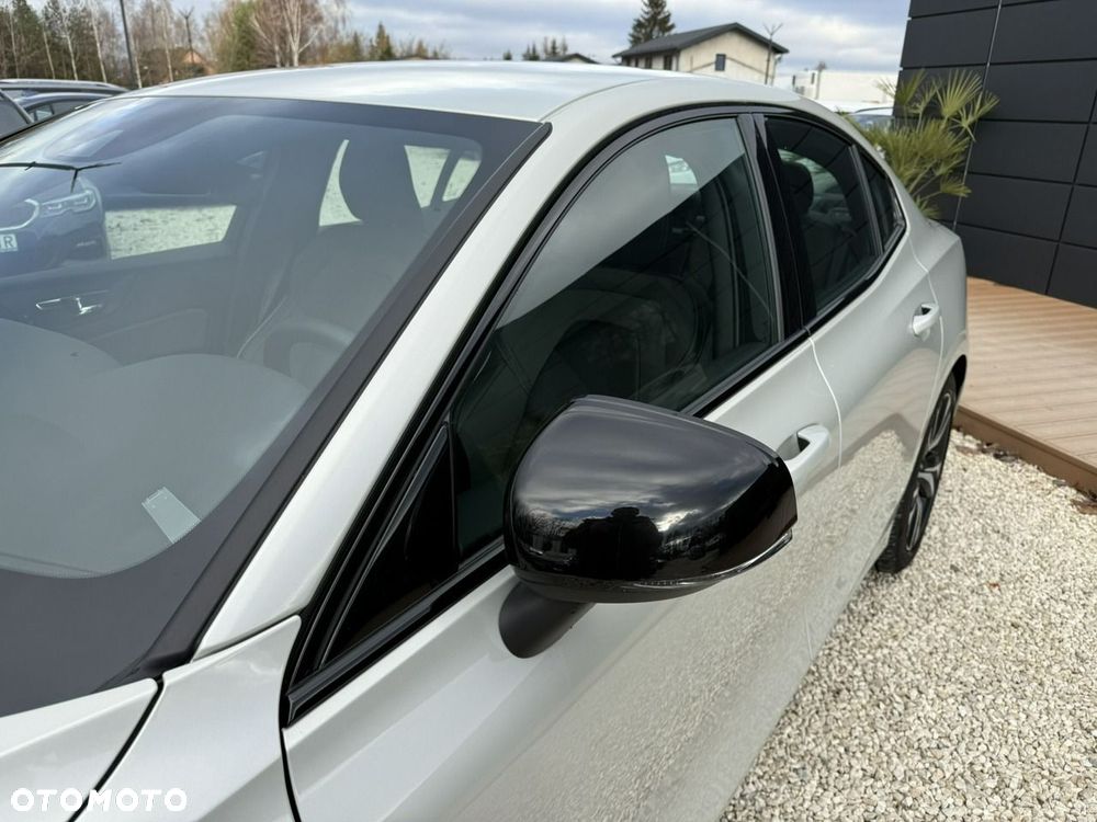 Volvo S60 B4 B R-Design - 14