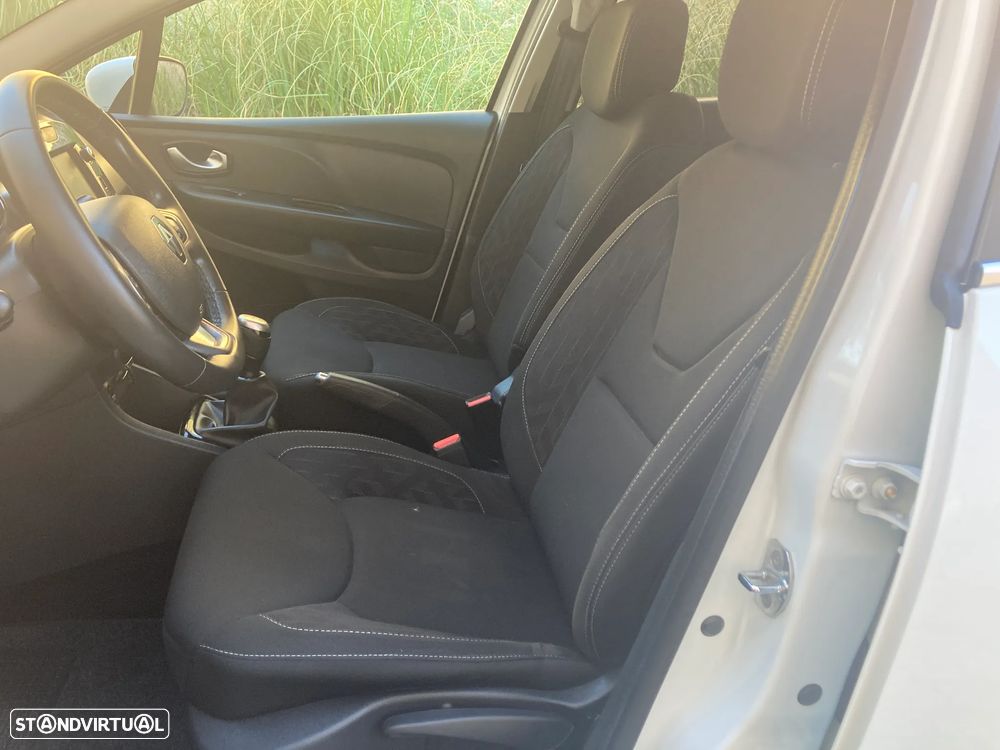 Renault Clio Sport Tourer 1.5 dCi Limited - 26