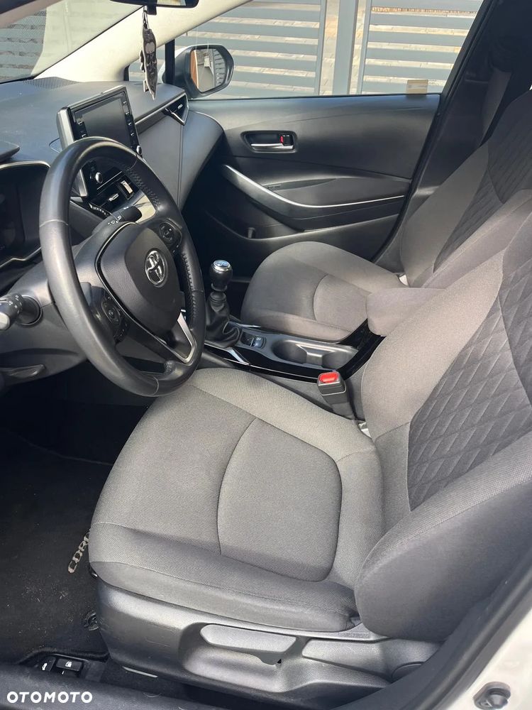 Toyota Corolla 1.5 Comfort - 9