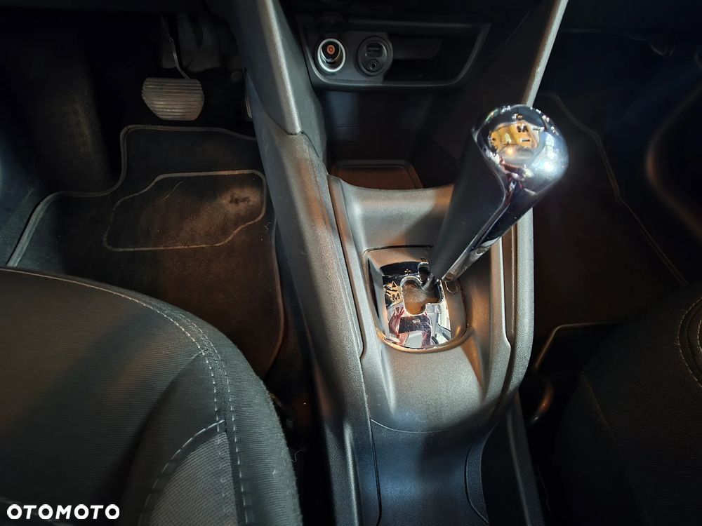 Peugeot 208 1.2 VTi Active ETG5 - 14