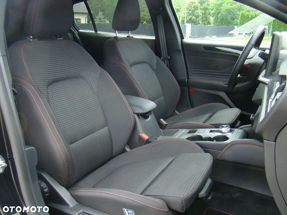 Ford Focus 1.5 EcoBlue STart-Stopp-System ST-LINE X - 23