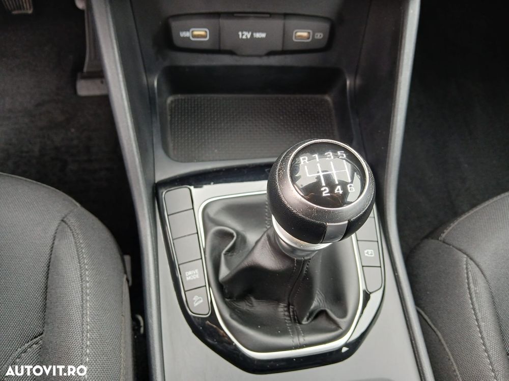 Hyundai Tucson 1.6 l 150 CP 2WD 6MT Comfort - 8