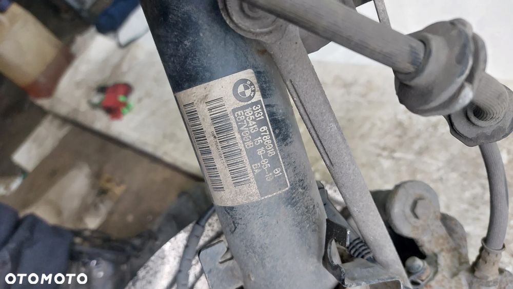 MCPHERSON ZWROTNICA PRAWA PRAWY PRZOD BMW E90 E91 E87 1.8 2.0 N43 BENZYNA 6786018 SLASK WYSYLKA - 4