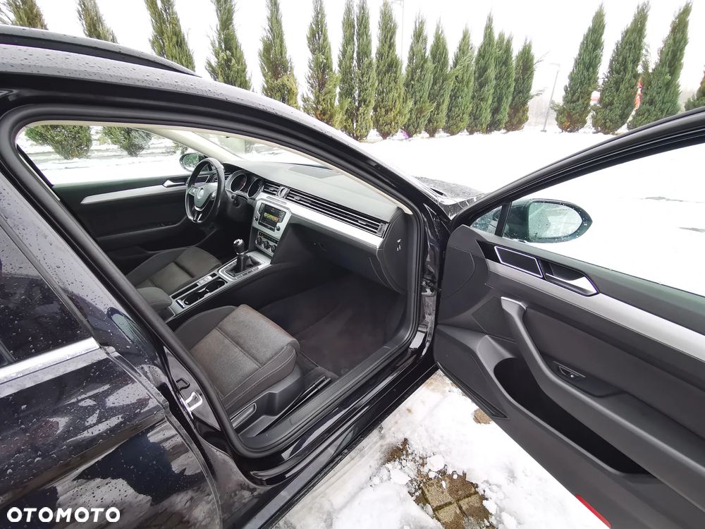 Volkswagen Passat 2.0 TDI BlueMotion Technology Highline - 9