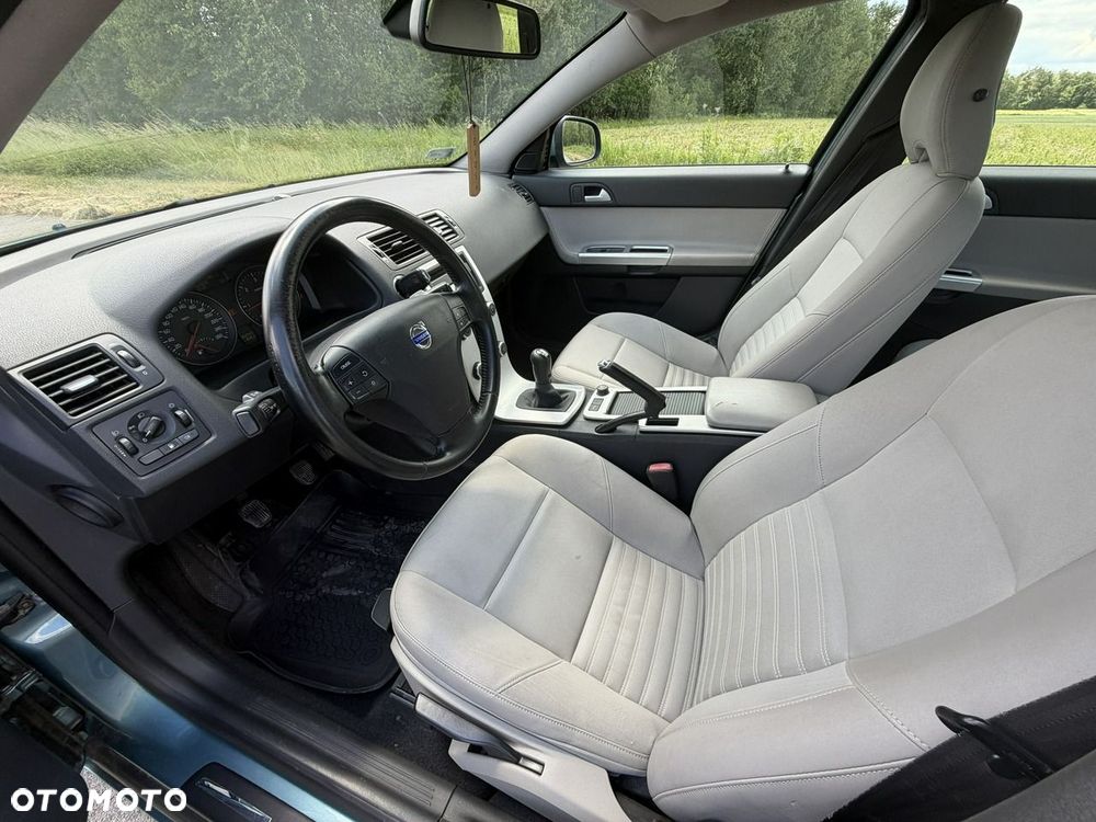 Volvo S40 - 16