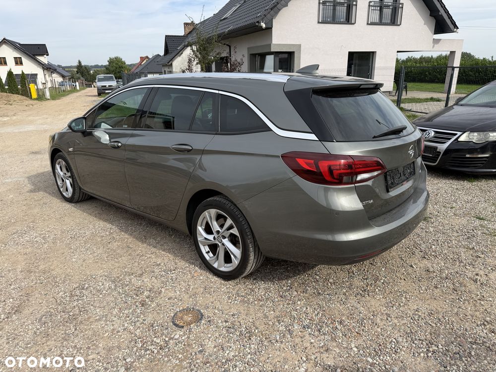 Opel Astra 1.6 CDTI Sport - 4