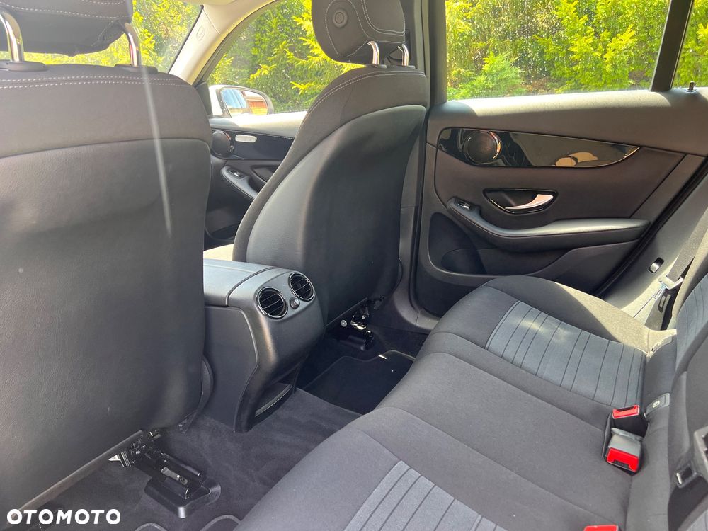 Mercedes-Benz GLC 250 4-Matic - 6