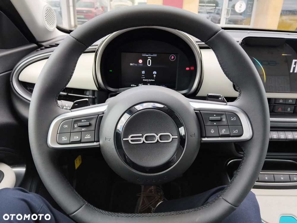 Fiat 600 1.2 Turbo La Prima eDCT - 10