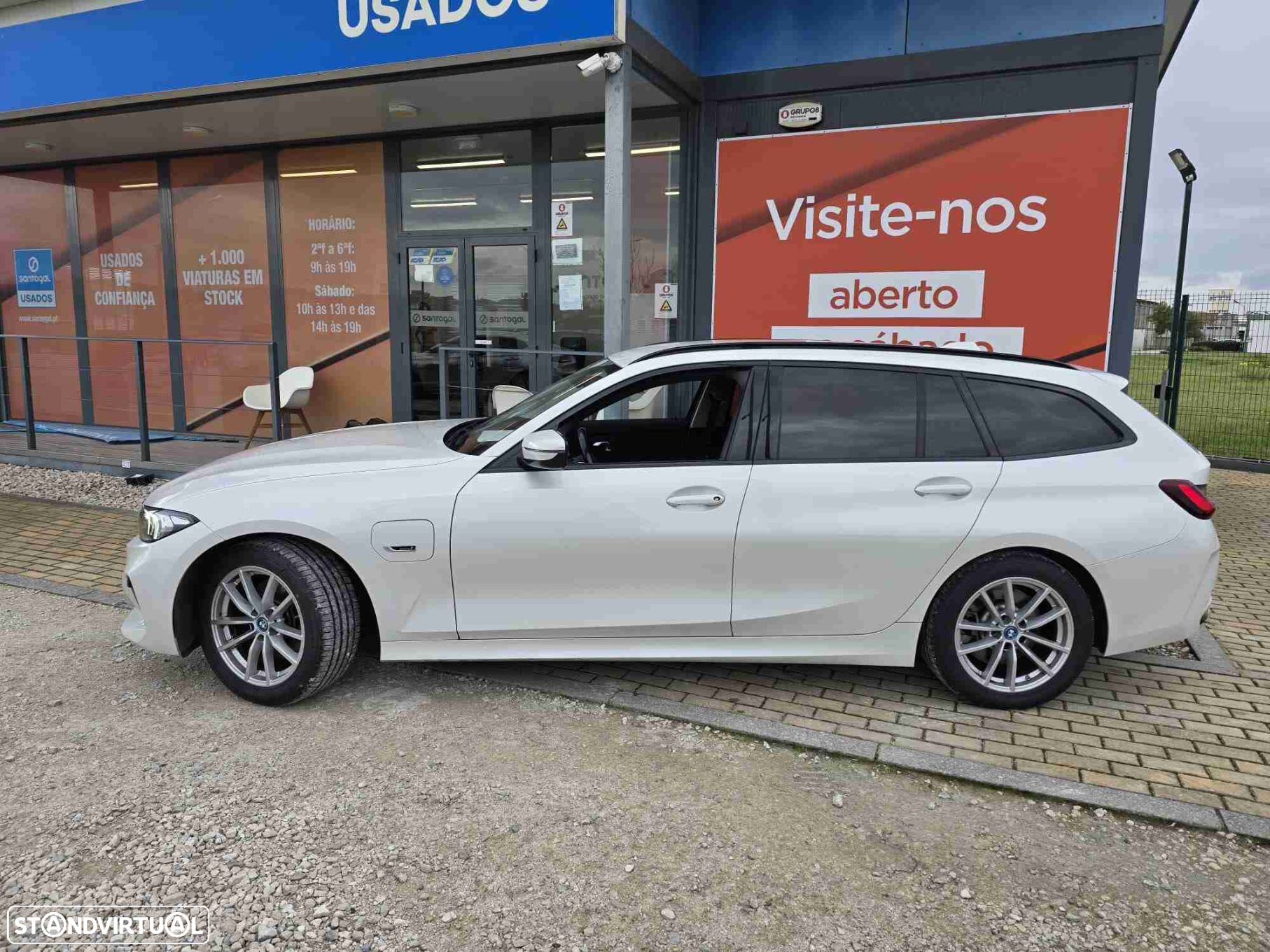 BMW 320 e Touring Auto - 4