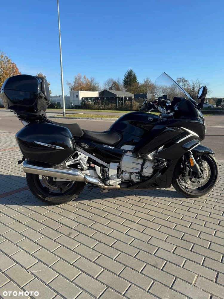 Yamaha FJR - 4