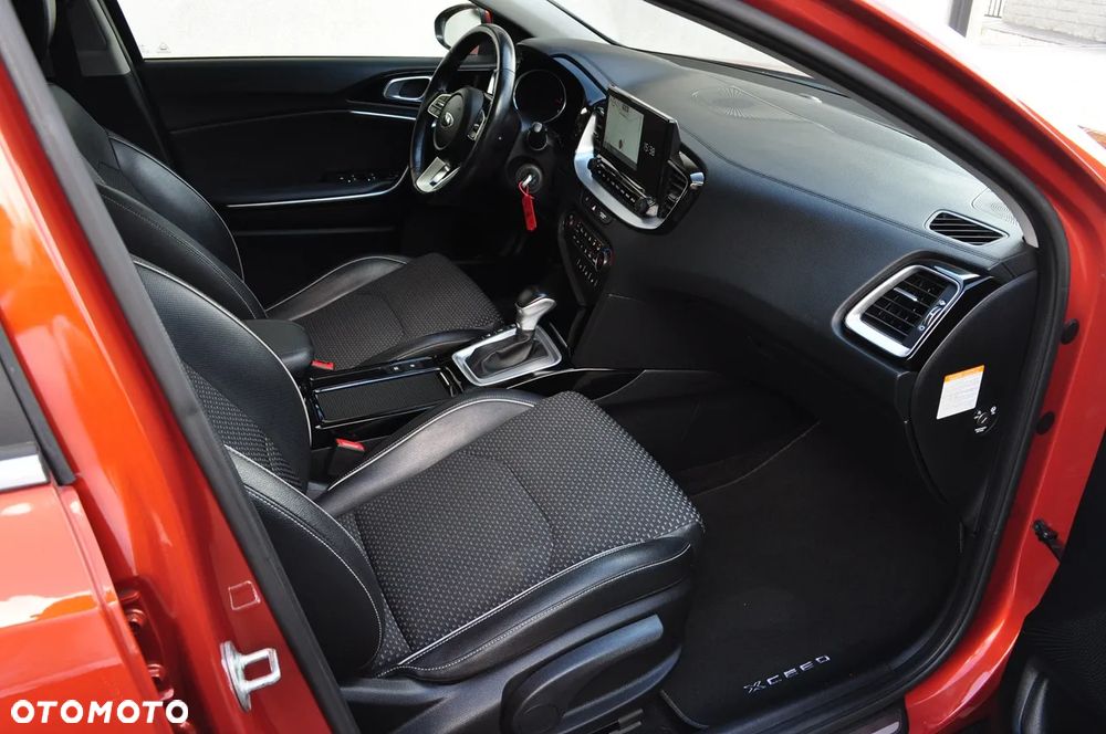 Kia XCeed - 6