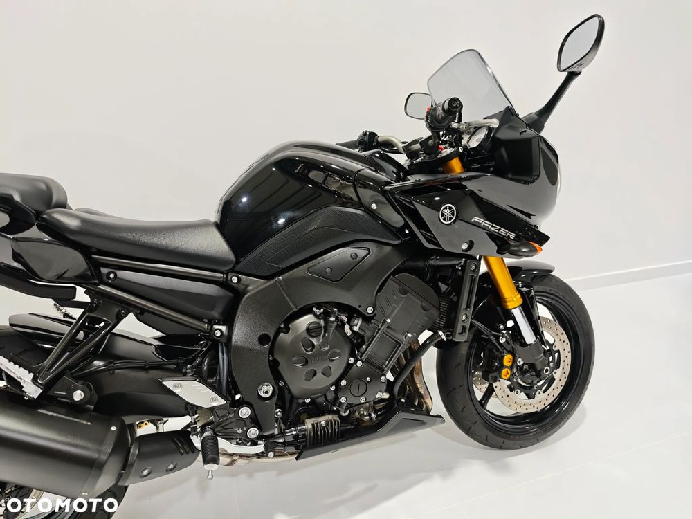 Yamaha FZ - 8