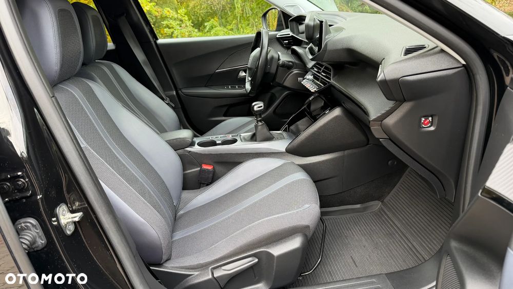 Peugeot 2008 1.2 PureTech Allure Pack S&S - 15